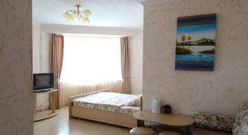Фото номера Четырехместный номер &quot;Комфорт&quot; Гостиница Azur Guest House г. Мелеуз 4