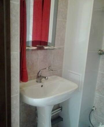 Фото номера Люкс с 2 спальнями Гостиница Azur Guest House г. Мелеуз 9